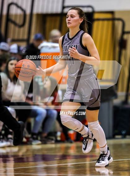 Thumbnail 2 in Muenster vs. Lindsay (UIL 2A Region II Bi-District) photogallery.