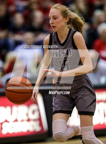 Thumbnail 1 in Muenster vs. Lindsay (UIL 2A Region II Bi-District) photogallery.