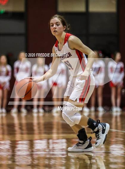 Thumbnail 2 in Muenster vs. Lindsay (UIL 2A Region II Bi-District) photogallery.