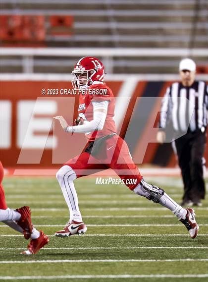 Thumbnail 3 in Crimson Cliffs vs Ridgeline (UHSAA 4A Semifinal) photogallery.