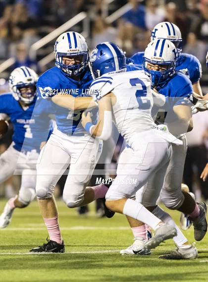 Thumbnail 2 in Covington Catholic @ Highlands photogallery.