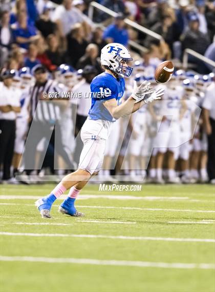 Thumbnail 3 in Covington Catholic @ Highlands photogallery.
