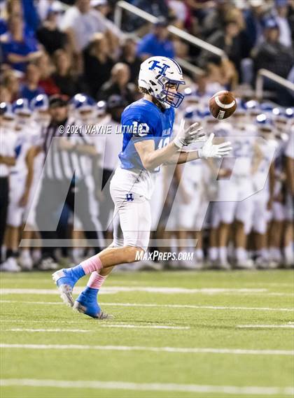 Thumbnail 2 in Covington Catholic @ Highlands photogallery.
