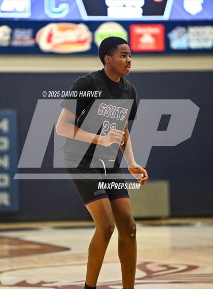 Thumbnail 3 in FR: Denver South @ Columbine photogallery.