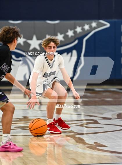 Thumbnail 2 in FR: Denver South @ Columbine photogallery.