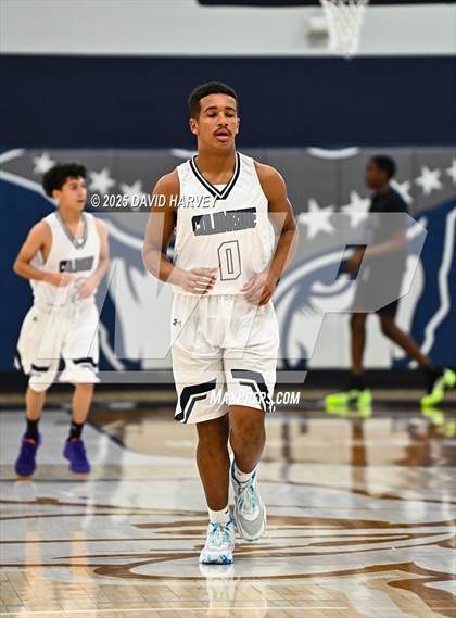 Thumbnail 2 in FR: Denver South @ Columbine photogallery.