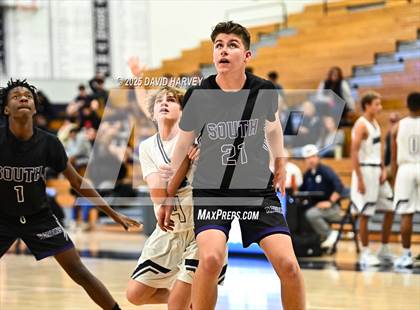 Thumbnail 2 in FR: Denver South @ Columbine photogallery.