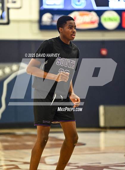 Thumbnail 2 in FR: Denver South @ Columbine photogallery.