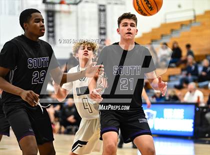 Thumbnail 1 in FR: Denver South @ Columbine photogallery.