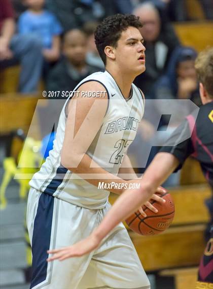 Thumbnail 3 in Vista Murrieta vs. Oxnard photogallery.