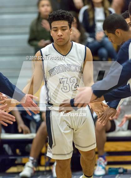 Thumbnail 3 in Vista Murrieta vs. Oxnard photogallery.