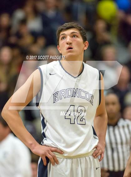 Thumbnail 3 in Vista Murrieta vs. Oxnard photogallery.
