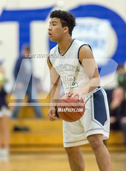 Thumbnail 3 in Vista Murrieta vs. Oxnard photogallery.