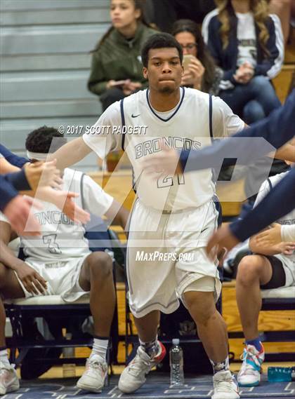 Thumbnail 1 in Vista Murrieta vs. Oxnard photogallery.