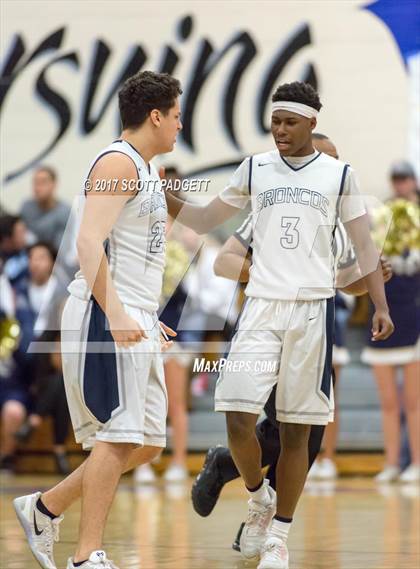 Thumbnail 2 in Vista Murrieta vs. Oxnard photogallery.