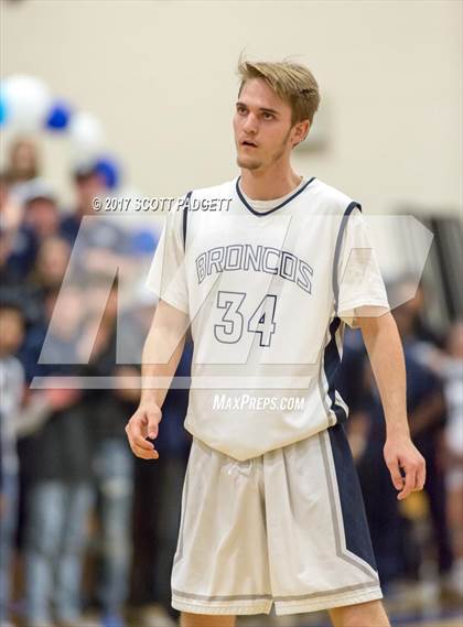 Thumbnail 2 in Vista Murrieta vs. Oxnard photogallery.