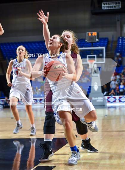 Thumbnail 1 in Melbourne vs Riverside (AAA 2A Final) photogallery.