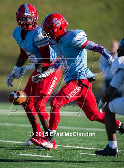 Thumbnail 3 in Rowlett vs Skyline (UIL 6A Area Playoff) photogallery.