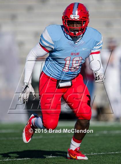 Thumbnail 2 in Rowlett vs Skyline (UIL 6A Area Playoff) photogallery.