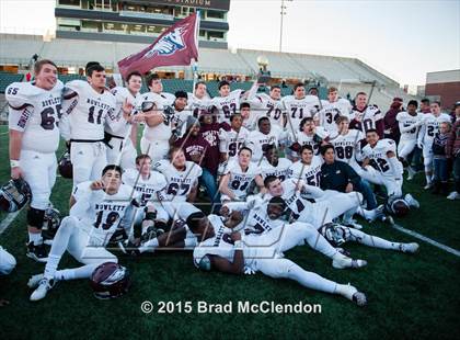 Thumbnail 3 in Rowlett vs Skyline (UIL 6A Area Playoff) photogallery.