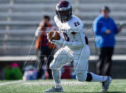 Thumbnail 3 in Rowlett vs Skyline (UIL 6A Area Playoff) photogallery.