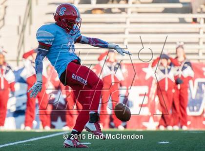 Thumbnail 3 in Rowlett vs Skyline (UIL 6A Area Playoff) photogallery.