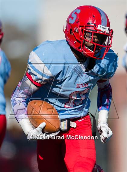 Thumbnail 2 in Rowlett vs Skyline (UIL 6A Area Playoff) photogallery.