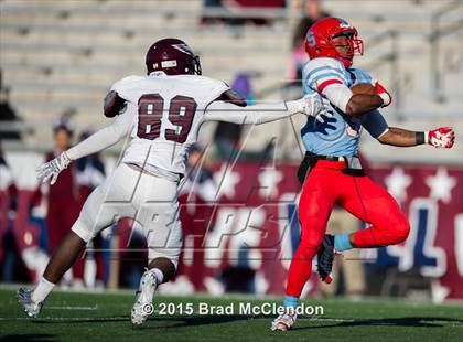 Thumbnail 1 in Rowlett vs Skyline (UIL 6A Area Playoff) photogallery.