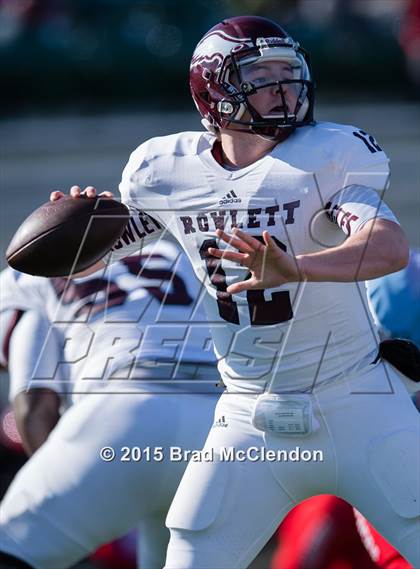 Thumbnail 1 in Rowlett vs Skyline (UIL 6A Area Playoff) photogallery.