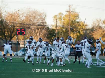 Thumbnail 3 in Rowlett vs Skyline (UIL 6A Area Playoff) photogallery.