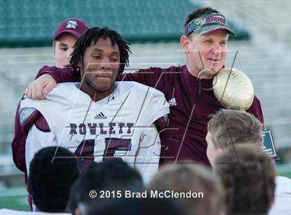 Thumbnail 1 in Rowlett vs Skyline (UIL 6A Area Playoff) photogallery.