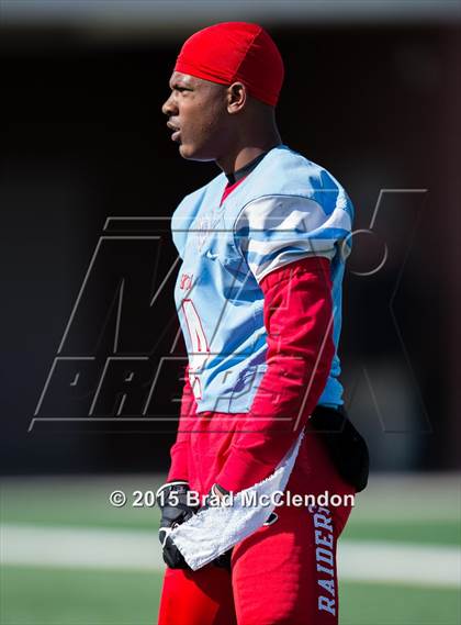 Thumbnail 2 in Rowlett vs Skyline (UIL 6A Area Playoff) photogallery.
