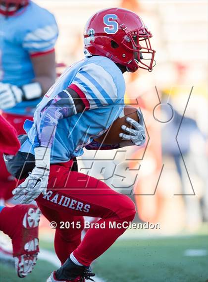 Thumbnail 3 in Rowlett vs Skyline (UIL 6A Area Playoff) photogallery.
