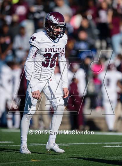 Thumbnail 2 in Rowlett vs Skyline (UIL 6A Area Playoff) photogallery.