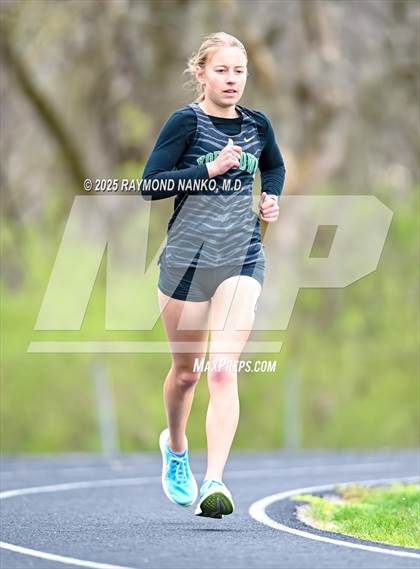 Thumbnail 1 in Yorktown 4 Way (1600 meter)  photogallery.