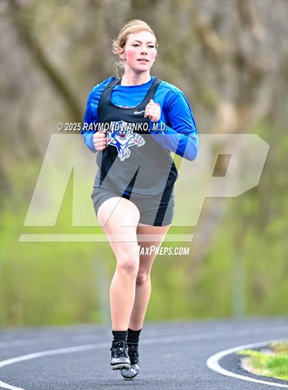 Thumbnail 1 in Yorktown 4 Way (1600 meter)  photogallery.