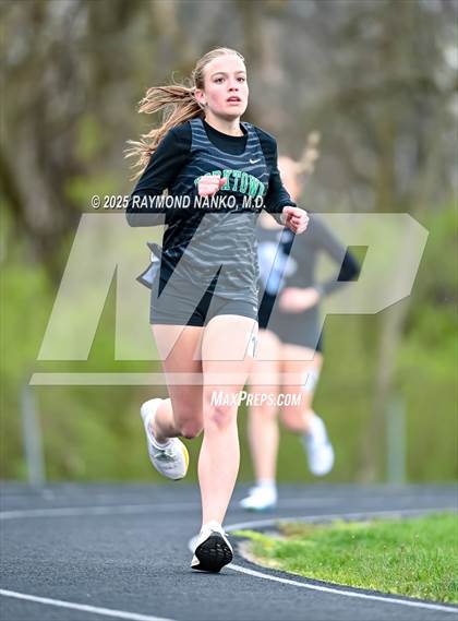 Thumbnail 3 in Yorktown 4 Way (1600 meter)  photogallery.