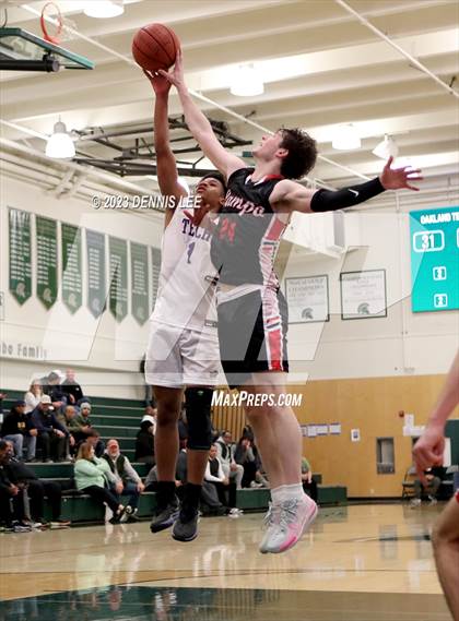 Thumbnail 2 in Oakland Tech vs. Campolindo (MLK Classic @ De La Salle) photogallery.