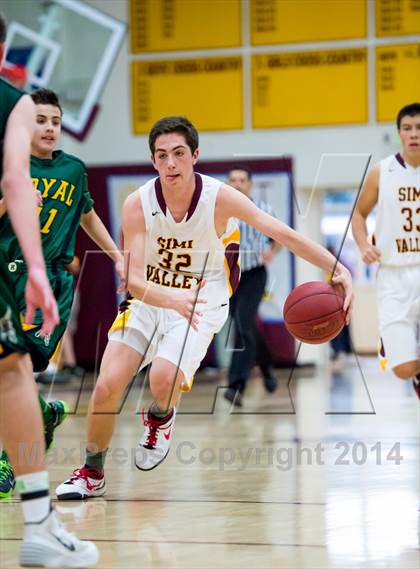 Thumbnail 2 in Royal @ Simi Valley photogallery.