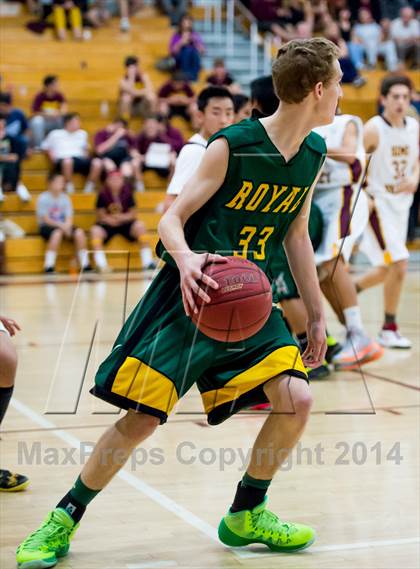 Thumbnail 1 in Royal @ Simi Valley photogallery.