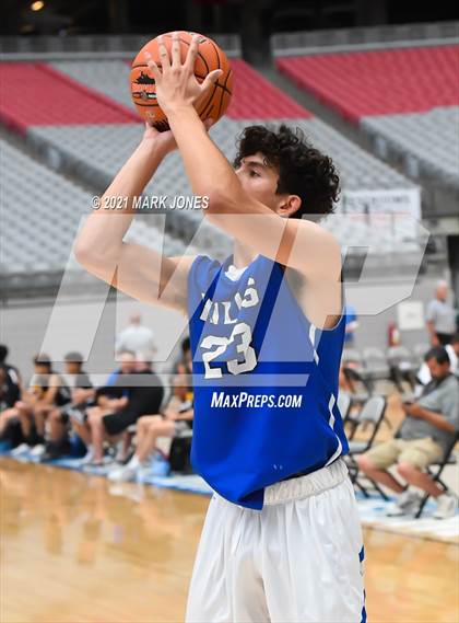 Thumbnail 3 in Cactus Shadows vs. Catalina Foothills - Section 7 Basketball Tournament photogallery.