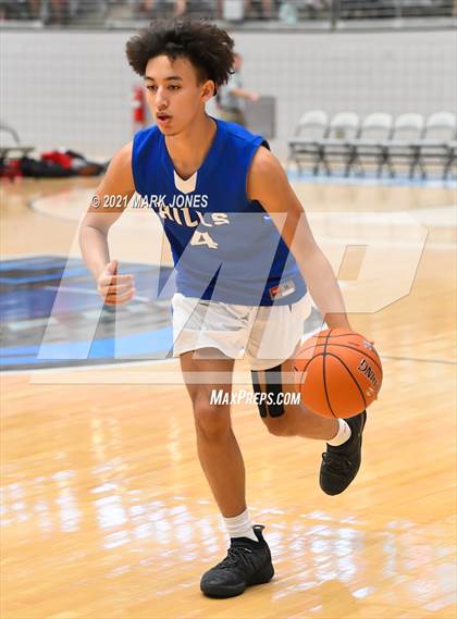 Thumbnail 1 in Cactus Shadows vs. Catalina Foothills - Section 7 Basketball Tournament photogallery.