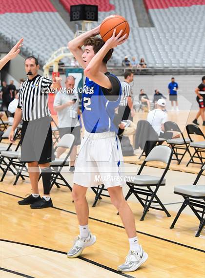 Thumbnail 3 in Cactus Shadows vs. Catalina Foothills - Section 7 Basketball Tournament photogallery.