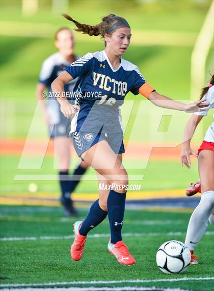 Thumbnail 2 in Fairport @ Victor photogallery.