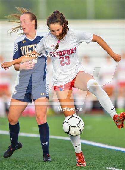 Thumbnail 2 in Fairport @ Victor photogallery.