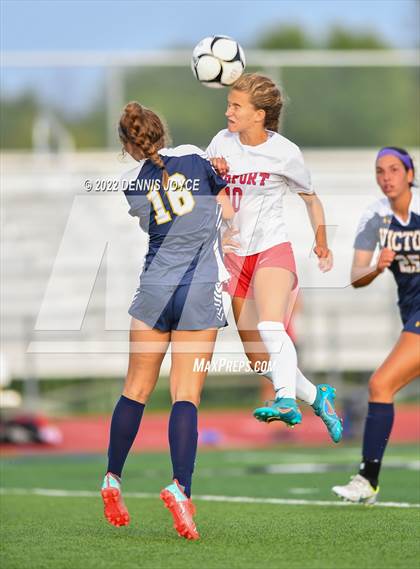 Thumbnail 1 in Fairport @ Victor photogallery.