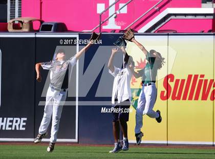 Thumbnail 2 in Perfect Game All-American Classic (East vs. West) photogallery.