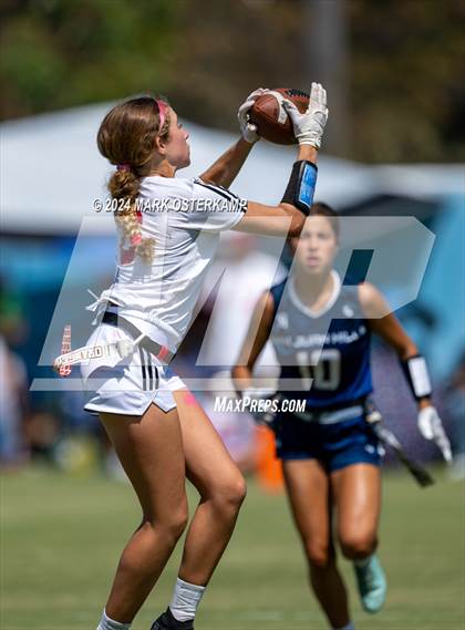 Thumbnail 2 in Orange Lutheran vs. San Juan Hills photogallery.
