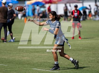 Thumbnail 3 in Orange Lutheran vs. San Juan Hills photogallery.