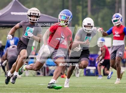 Thumbnail 2 in North Mecklenburg vs Palisades (Powerade 7 on 7) photogallery.